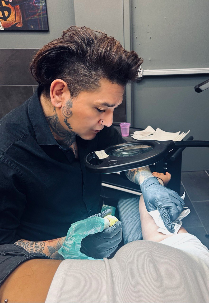 Tattoo Pain Chart and What To Expect
